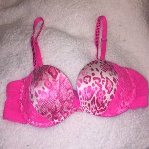 Victoria secret Pink cheetah print lace bra